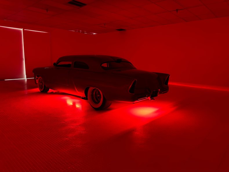 Ford-Crestline-1953-Metalflake-Red-Black-11