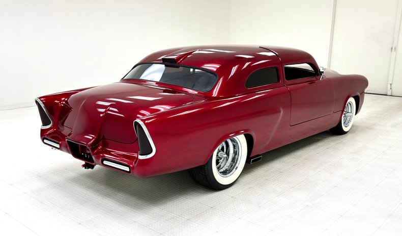 Ford-Crestline-1953-Metalflake-Red-Black-13