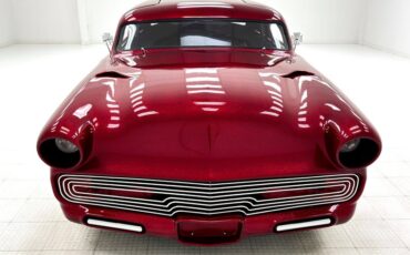 Ford-Crestline-1953-Metalflake-Red-Black-16