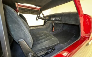 Ford-Crestline-1953-Metalflake-Red-Black-40