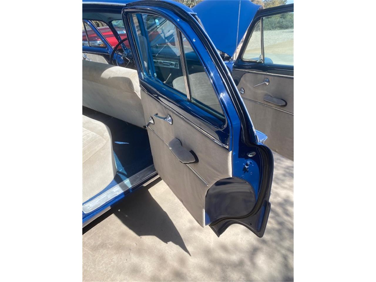 Ford-Crestline-1954-Navy-Blue-Tan-30