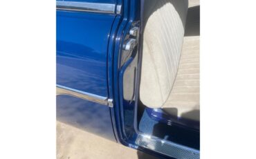 Ford-Crestline-1954-Navy-Blue-Tan-34