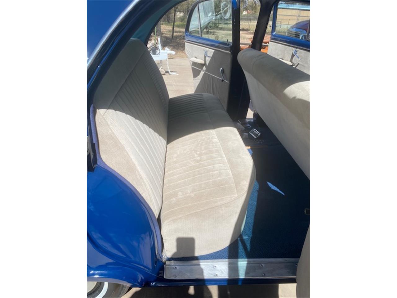 Ford-Crestline-1954-Navy-Blue-Tan-36
