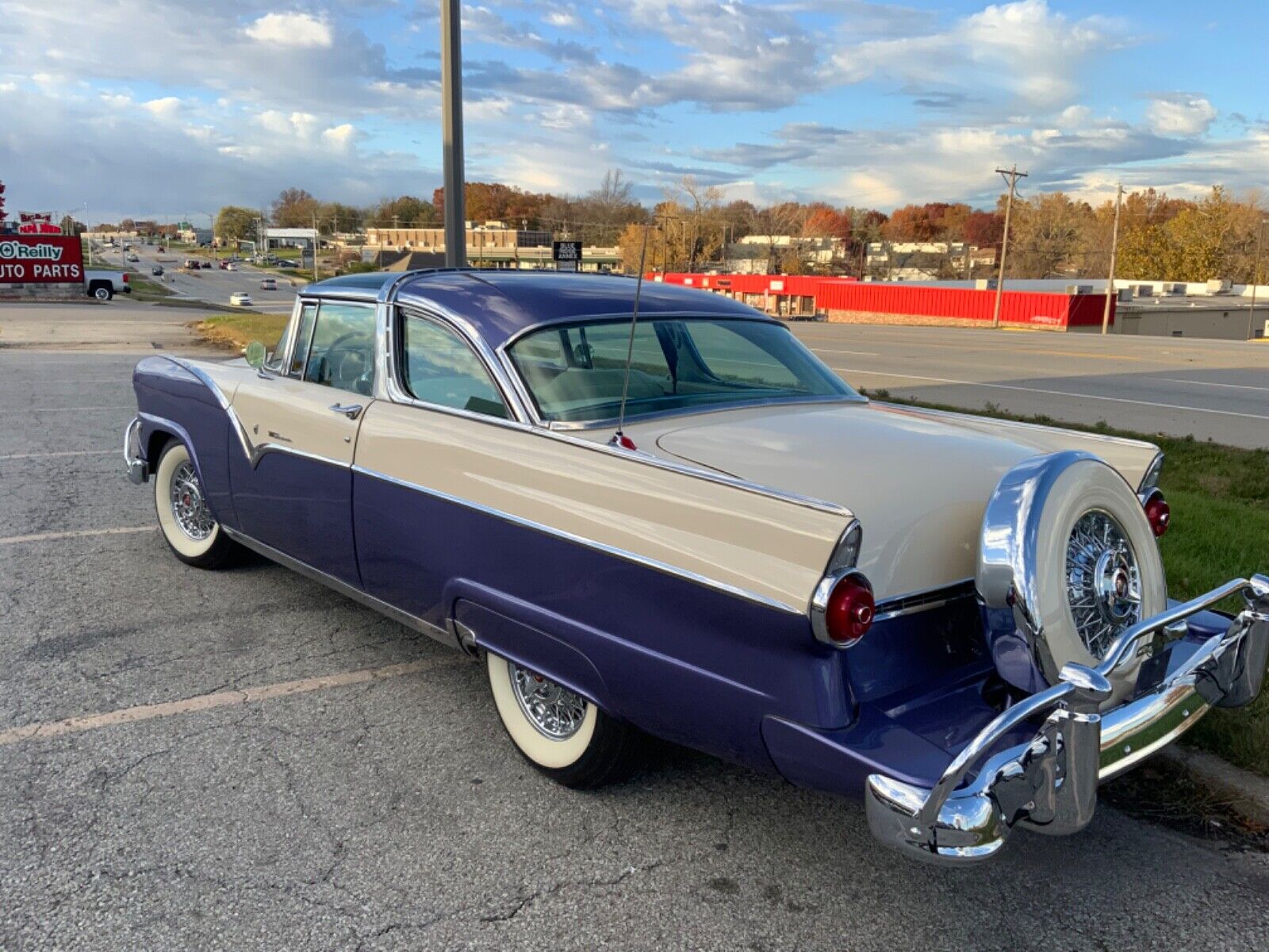 Ford Crown Victoria 1955 Coupe
