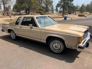 Ford-Crown-Victoria-1986-Coupe-1