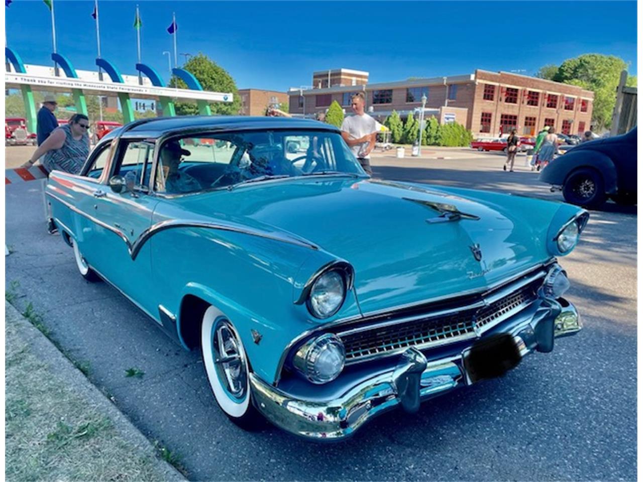 Ford-Crown-victoria-1955-Aquatone-amp-Waterfall-2-Tone-Blue