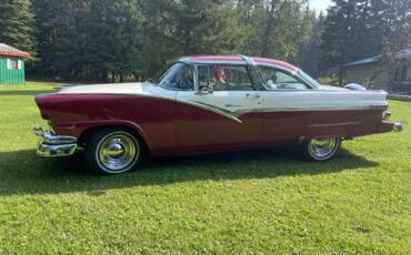 Ford-Crown-victoria-1956-Red-White-1