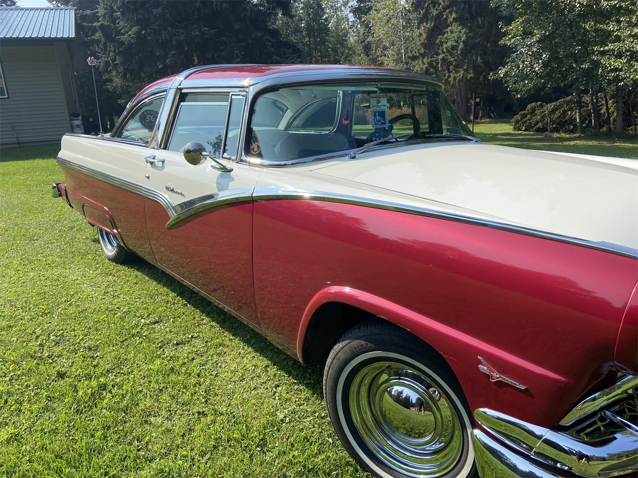 Ford-Crown-victoria-1956-Red-White-4