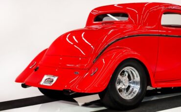 Ford-Custom-1933-Red-Tan-22