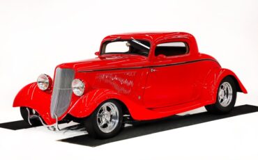 Ford-Custom-1933-Red-Tan-25