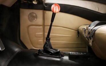 Ford-Custom-1937-Tangelo-Pearl-Beige-25