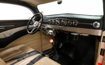 Ford-Custom-1937-Tangelo-Pearl-Beige-34