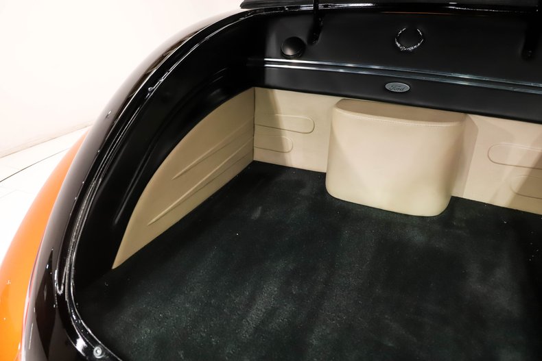 Ford-Custom-1937-Tangelo-Pearl-Beige-46