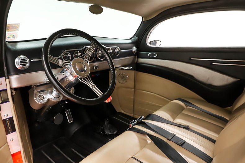 Ford-Custom-1937-Tangelo-Pearl-Beige