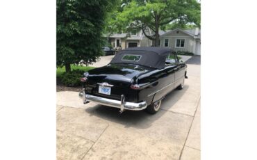 Ford-Custom-1949-Black-Tan-2