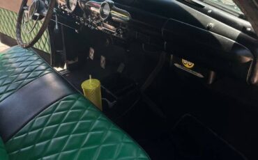 Ford-Custom-1949-Green-Green-13