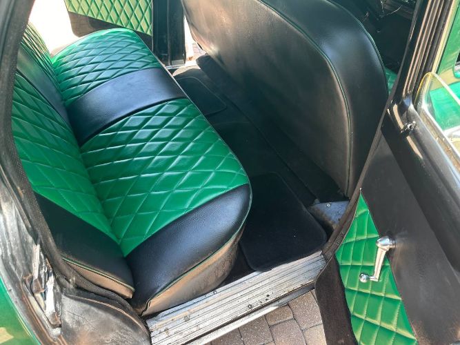 Ford-Custom-1949-Green-Green-3