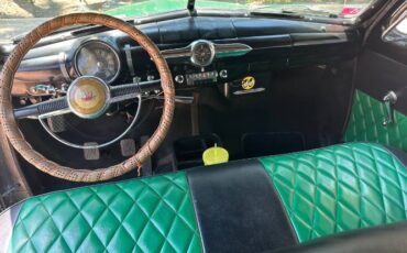 Ford-Custom-1949-Green-Green-4