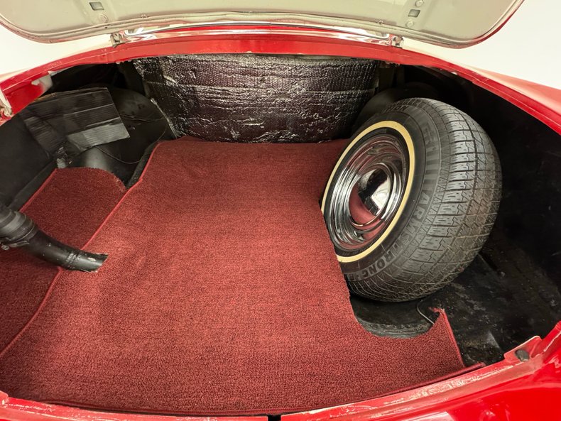 Ford-Custom-1949-White-Red-10