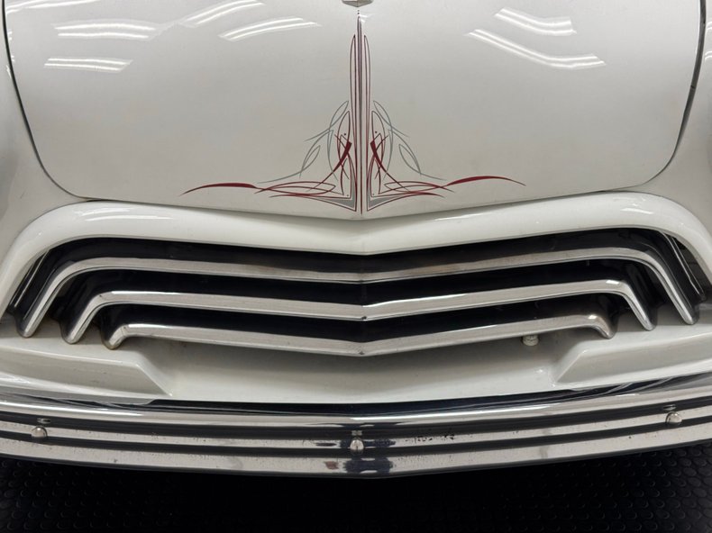 Ford-Custom-1949-White-Red-14