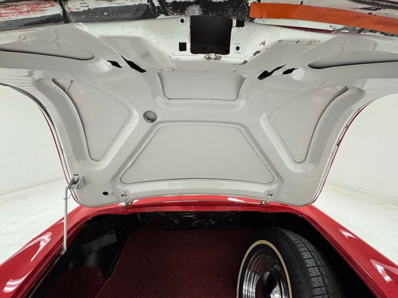 Ford-Custom-1949-White-Red-40