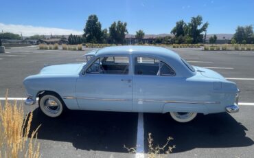 Ford-Custom-1950-Coupe-4