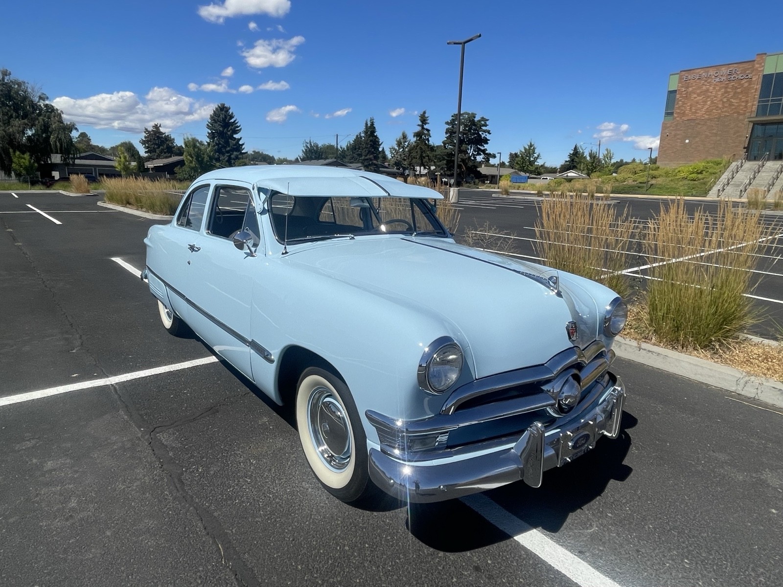 Ford-Custom-1950-Coupe