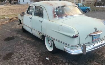Ford-Custom-1951-10