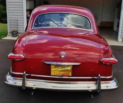 Ford-Custom-1951-Coupe-2