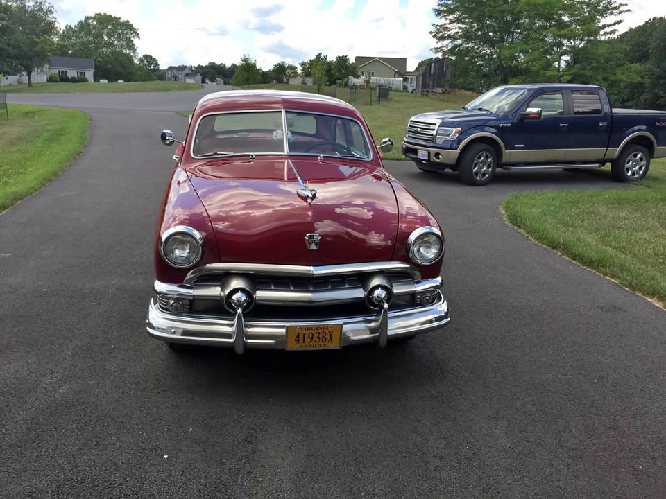 Ford-Custom-1951-Coupe-4