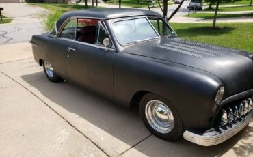 Ford-Custom-1951-Custom-10