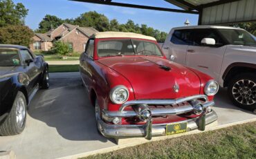 Ford-Custom-1951-Red-Red-amp-White
