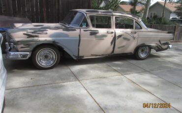 Ford-Custom-1957-BIEGE-GRAY-27