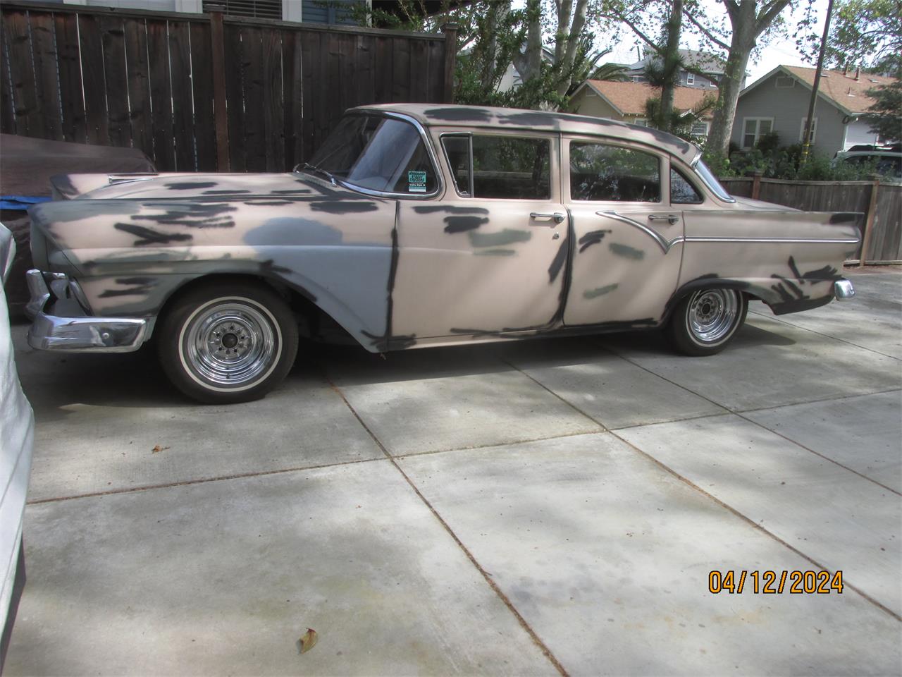 Ford-Custom-1957-BIEGE-GRAY-27