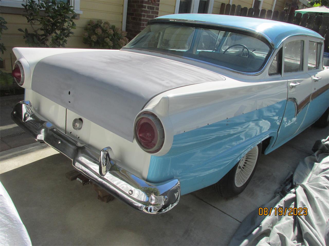 Ford-Custom-300-1957-Blue-White-Blue-White-10