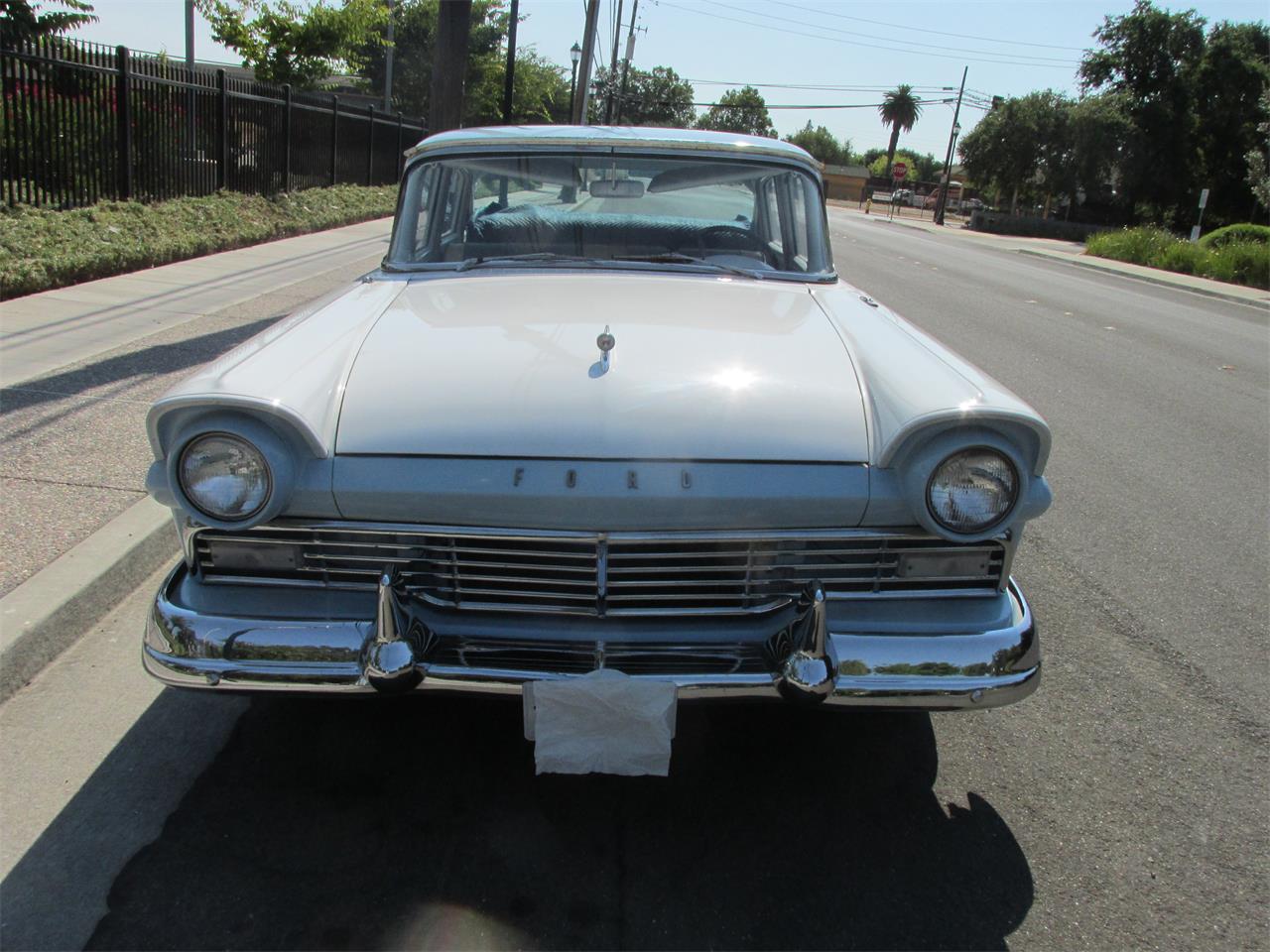 Ford-Custom-300-1957-Blue-White-Blue-White-15