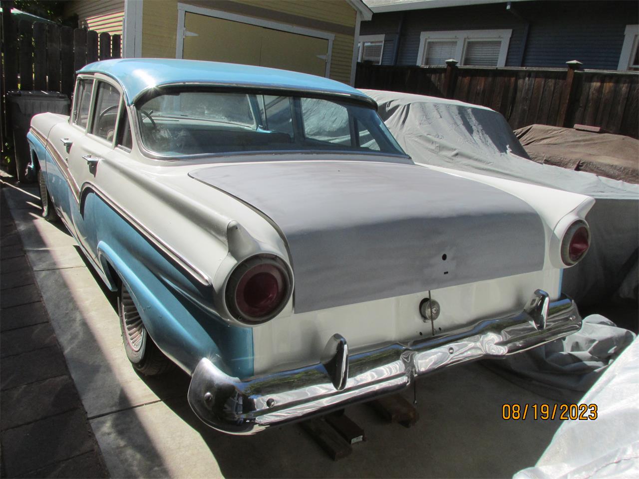 Ford-Custom-300-1957-Blue-White-Blue-White-62