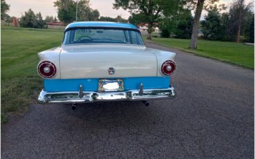 Ford-Custom-300-1957-Turquoise-and-cream-Blue-2