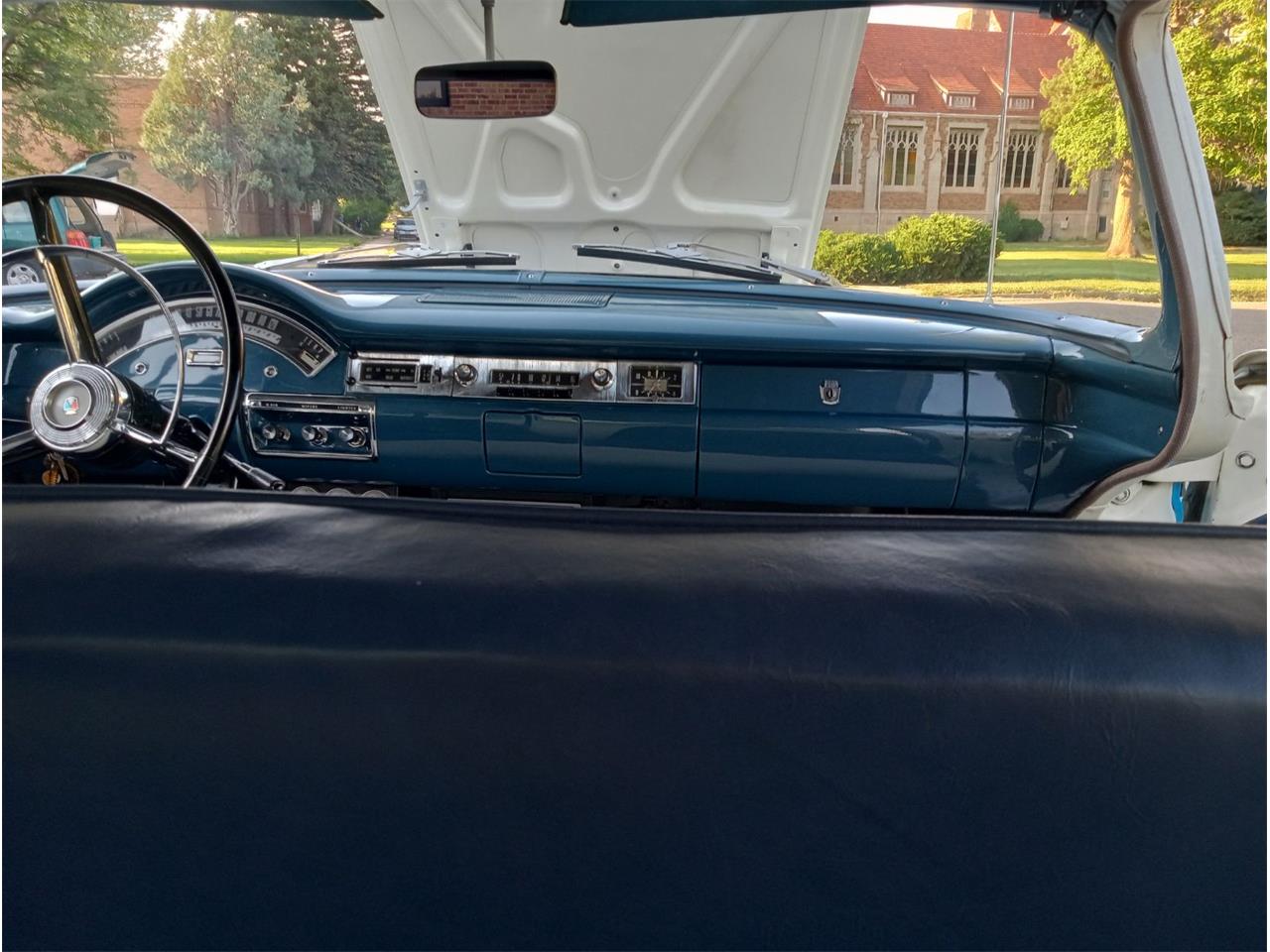 Ford-Custom-300-1957-Turquoise-and-cream-Blue-9