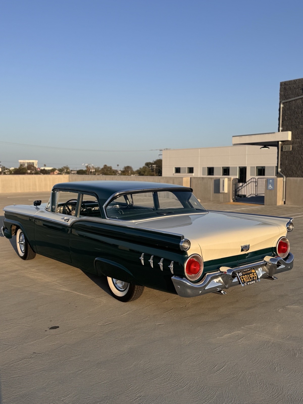Ford-Custom-300-1959-4