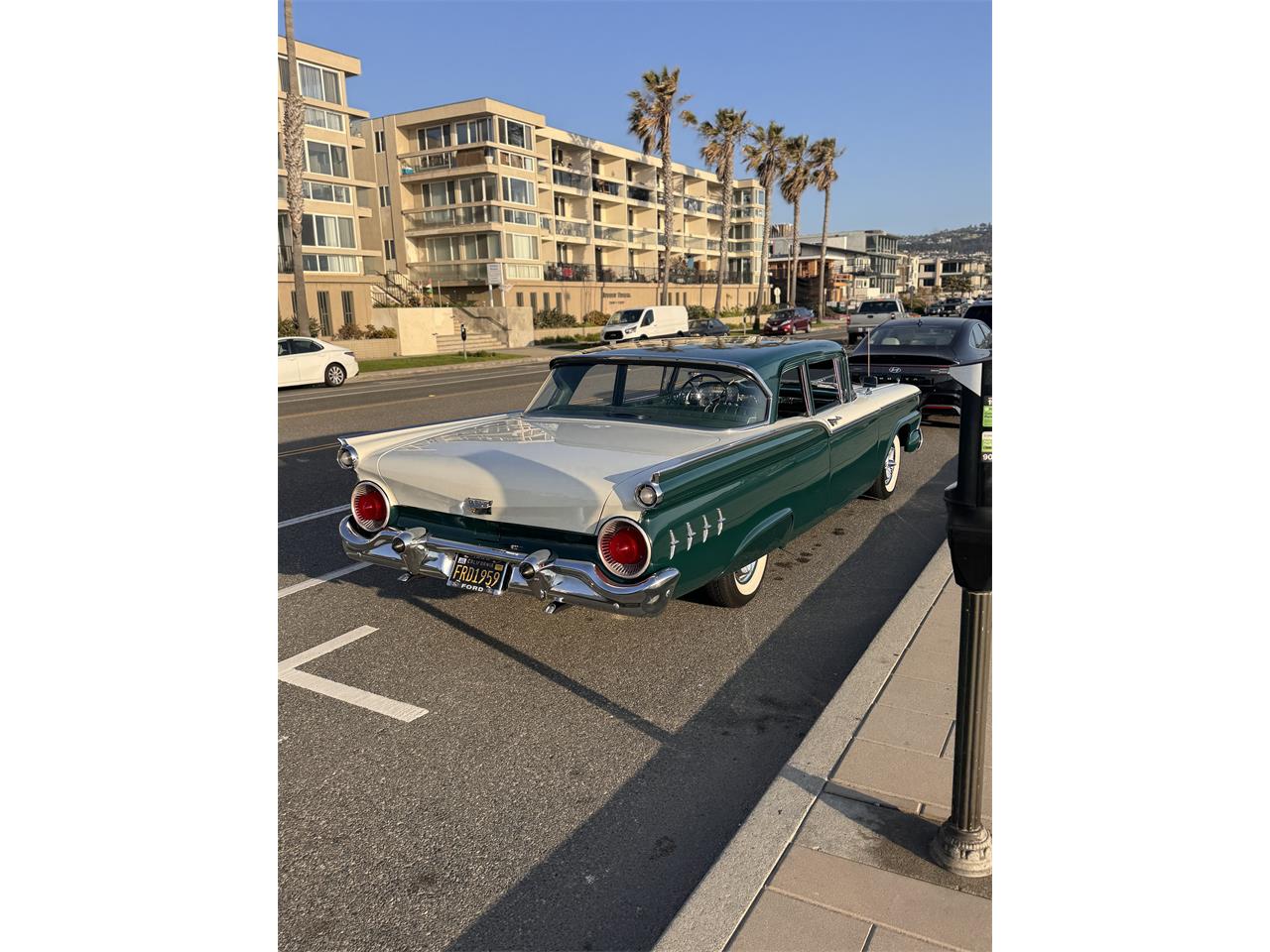 Ford-Custom-300-1959-GreenWhite-Green-9