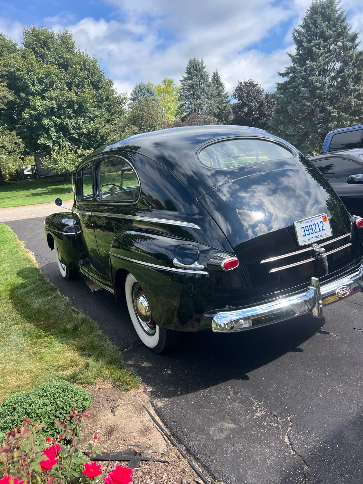 Ford-Custom-Deluxe-1946-3