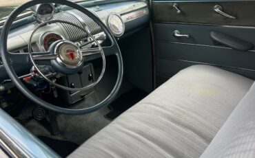 Ford-Custom-Deluxe-1946-6