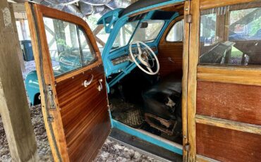 Ford-Custom-Deluxe-1947-Wagon-11