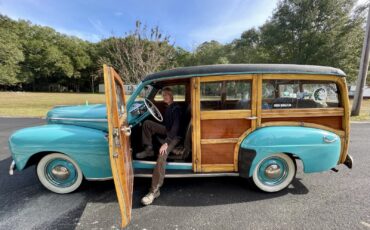 Ford-Custom-Deluxe-1947-Wagon-4