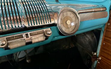 Ford-Custom-Deluxe-1947-Wagon-7