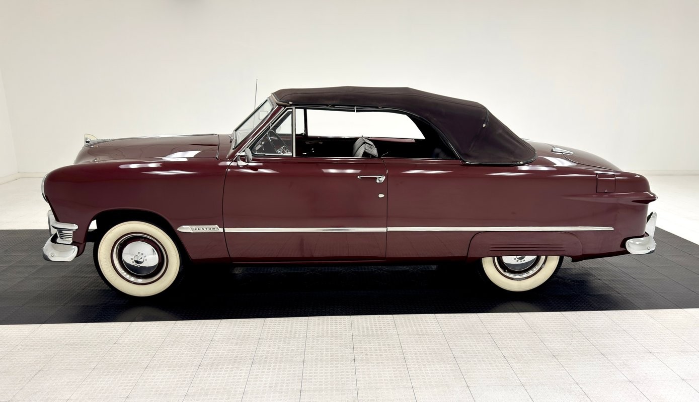 Ford-Custom-Deluxe-1950-Convertible-2