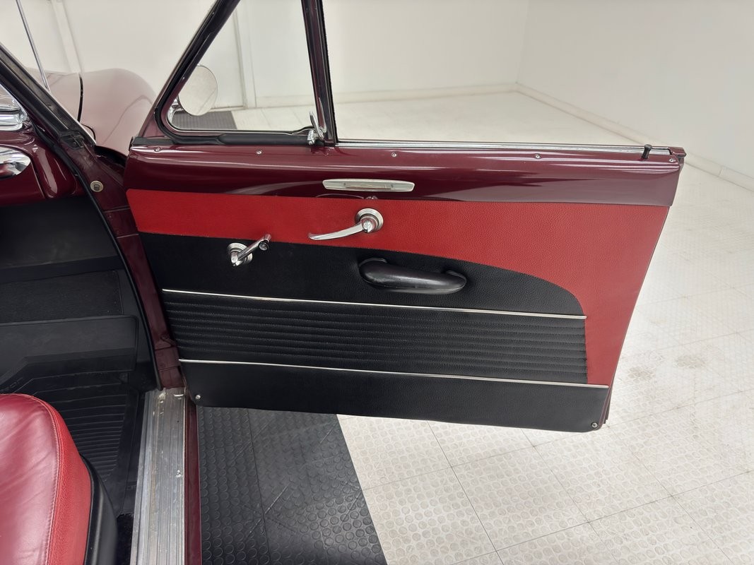 Ford-Custom-Deluxe-1950-Convertible-35