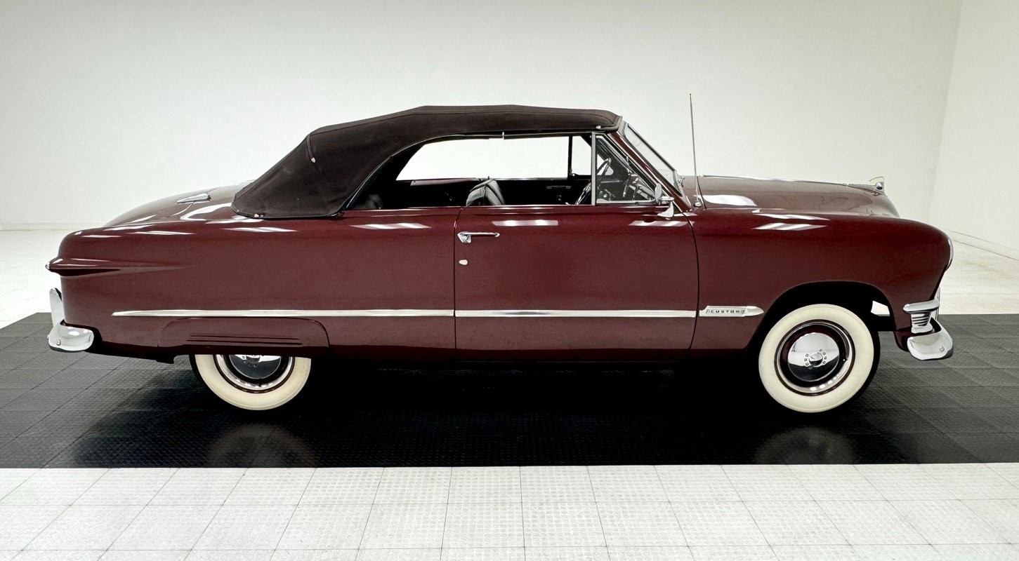 Ford-Custom-Deluxe-1950-Convertible-8