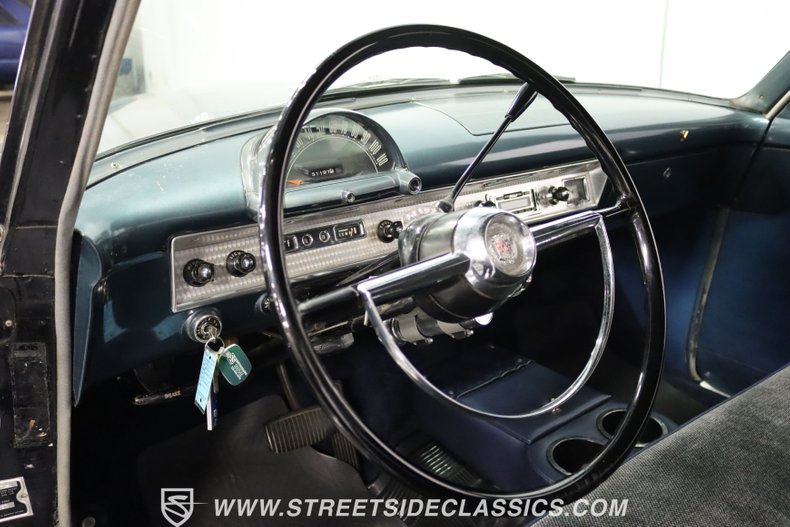 Ford-Customline-1954-Black-Blue-37